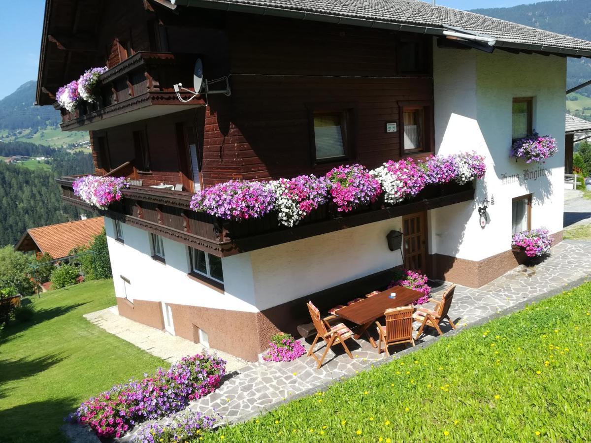 Haus Brigitte - Preise Inclusive Pitztal Sommer Card แยร์สเซินส์ ภายนอก รูปภาพ