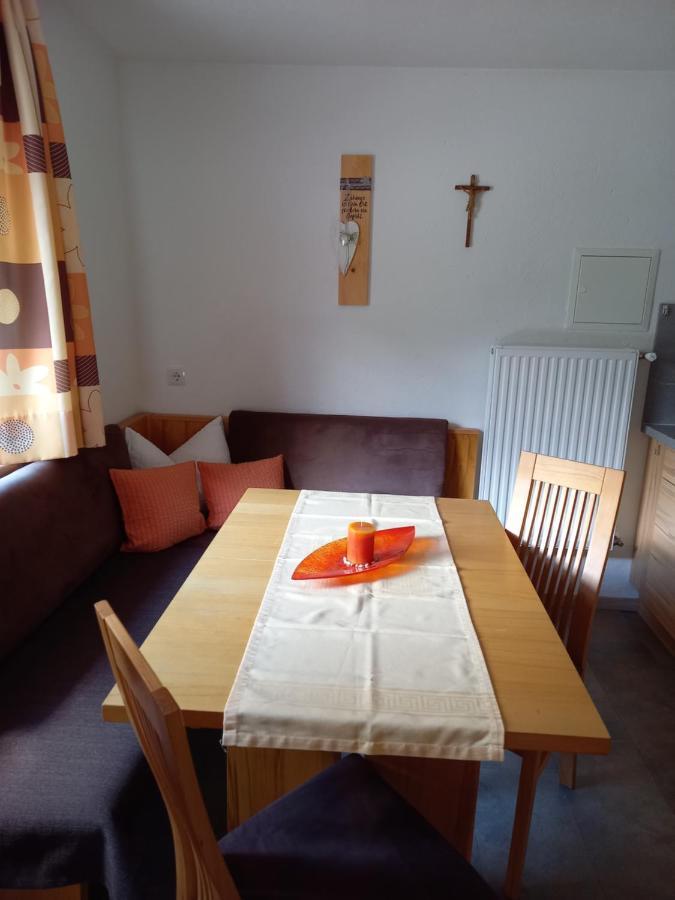 Haus Brigitte - Preise Inclusive Pitztal Sommer Card แยร์สเซินส์ ภายนอก รูปภาพ