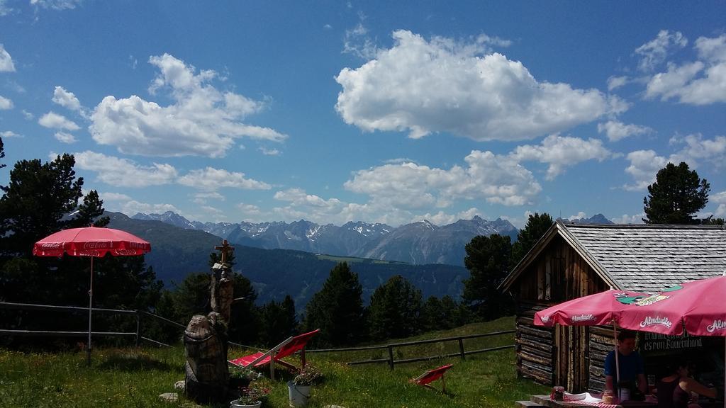 Haus Brigitte - Preise Inclusive Pitztal Sommer Card แยร์สเซินส์ ภายนอก รูปภาพ